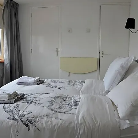 't Hofje 350 Meter Het Frühstückspension *