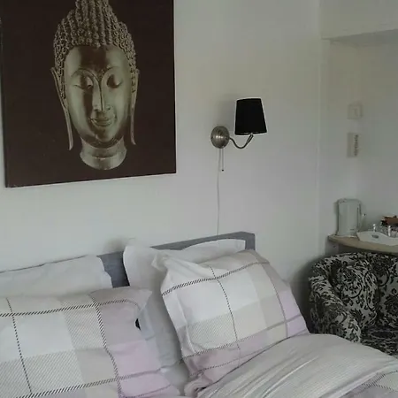 't Hofje 350 Meter Het Frühstückspension *