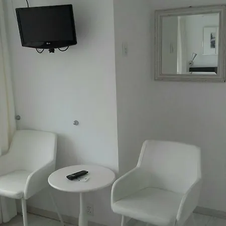 't Hofje 350 Meter Het Frühstückspension