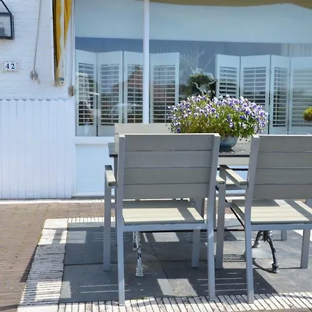 לינה וארוחת בוקר 't Hofje 350 Meter Het *