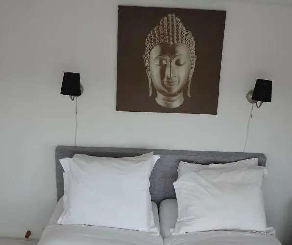 ベッド・アンド・ブレックファスト 't Hofje 350 Meter Het