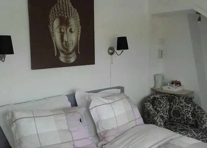 't Hofje 350 Meter Het ベッド・アンド・ブレックファスト *